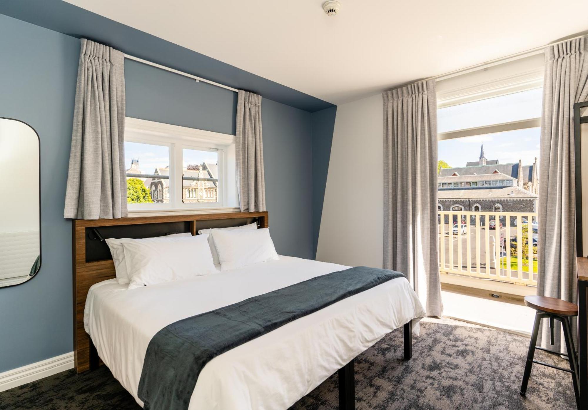 Haka House Крайстчёрч Экстерьер фото A bedroom at the hotel